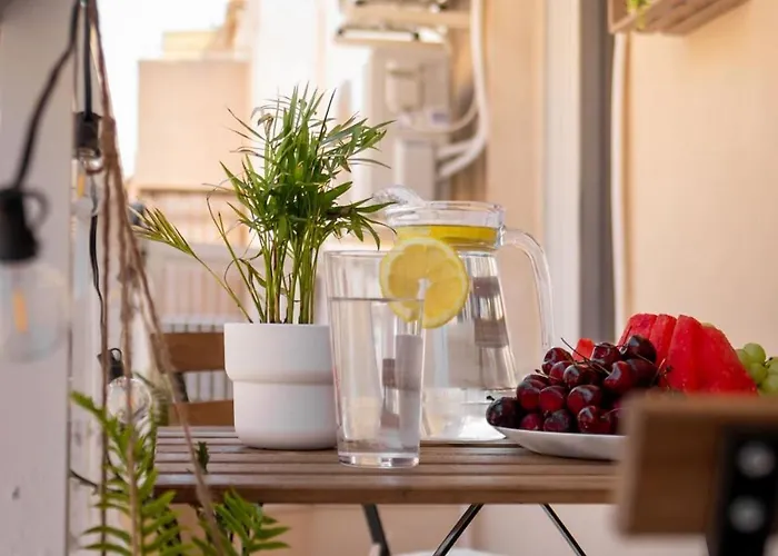 Hola Amigo's Playa Locos *